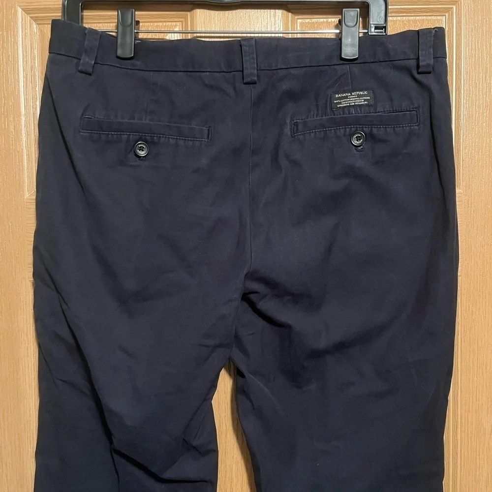 Men's Banana Republic Aiden Chino Pants in Navy 33x32